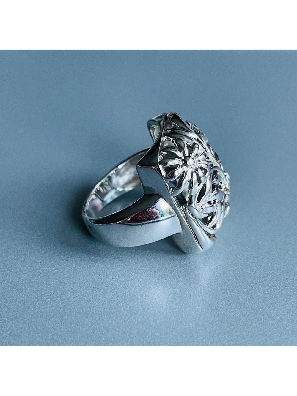 OpenWork Floral Filigree Square Sterling Silver Ring - Picture 4 of 10